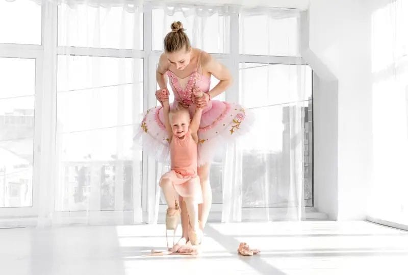 How Old Should My Child Begin Ballet Classes