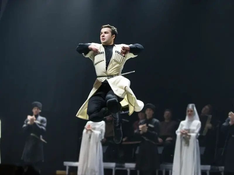How Do Male Ballet Dancers Jump So High